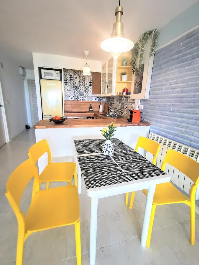 Happy Beachfront Apartment Альтеа Экстерьер фото